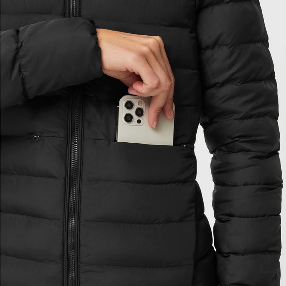 On shift packable puff jacket XS in green - Picture 9 of 15